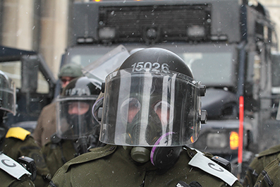 Police Block Central Ottawa : Truck Protest : February 2022 : Personal Photo Projects : Photos : Richard Moore : Photographer